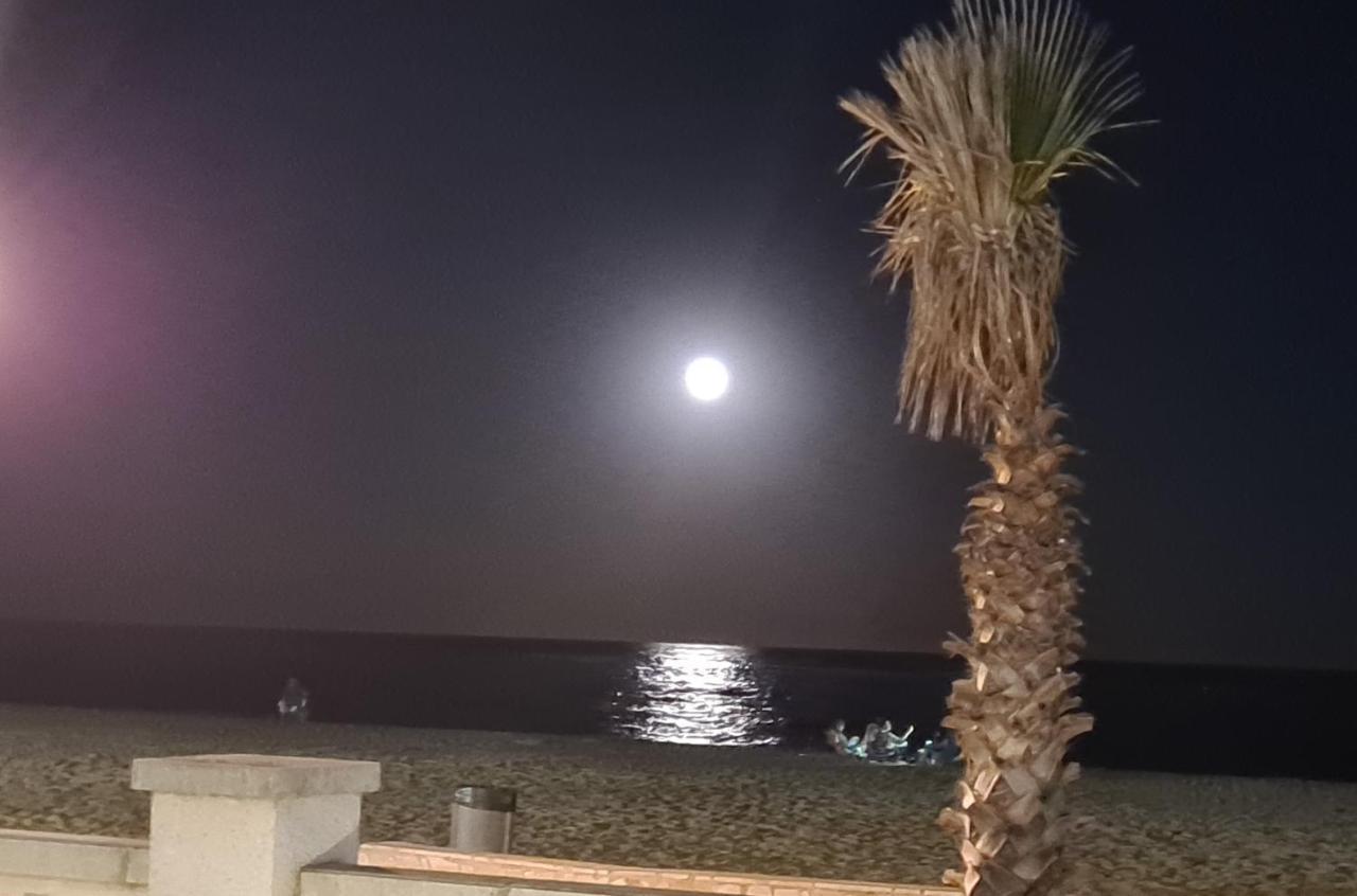 Apartamento Primera Linea Mar Cambrils Cerca Puerto Luaran gambar